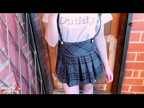 ❤️ ʻO ke kaikamahine kula e ʻū hohonu i kāna dick a hoʻopaʻa ʻia ma mua o nā papa. Porn video ma porn haw.mysexpics.ru ❌️